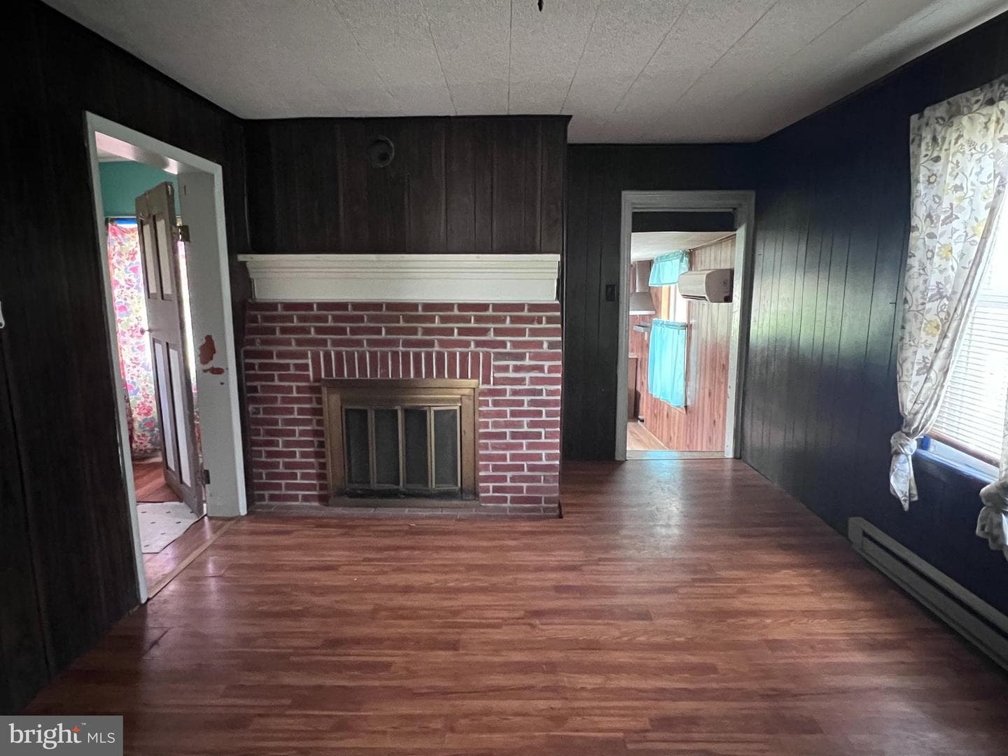 12759 Main Street photo 8