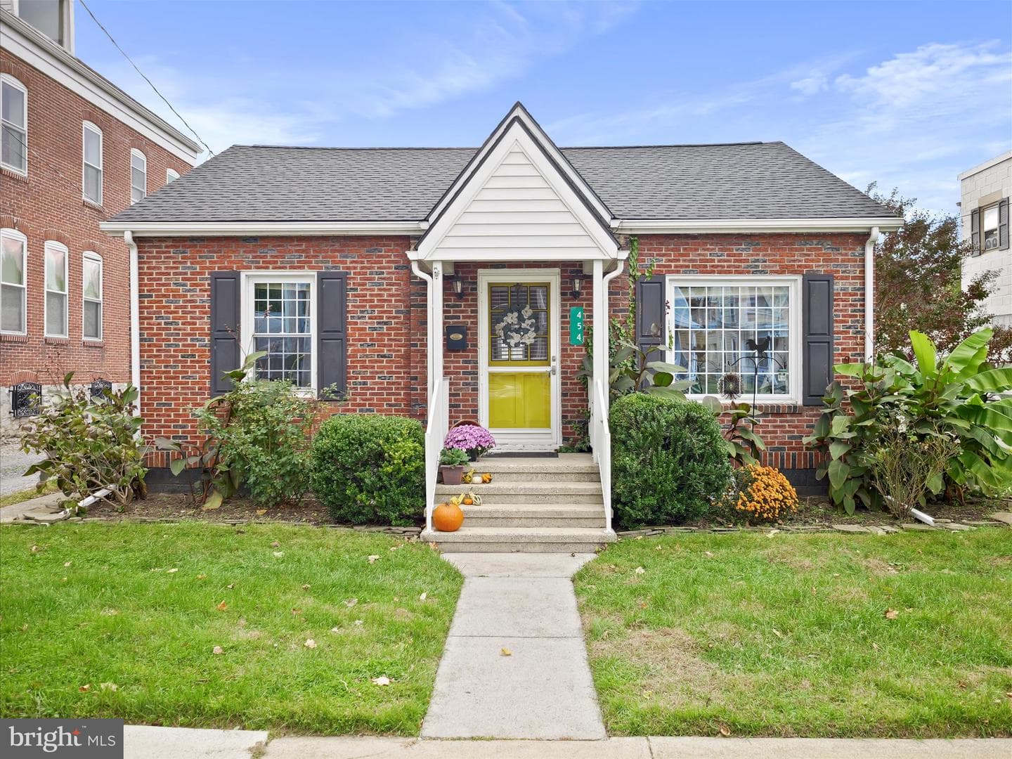 454 East King Street photo 2