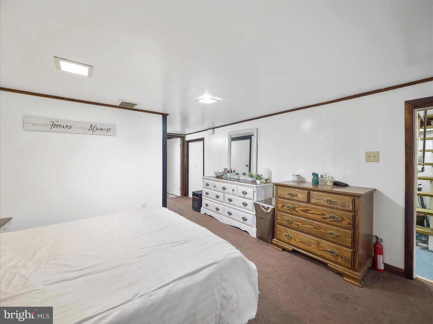 454 East King Street photo 22