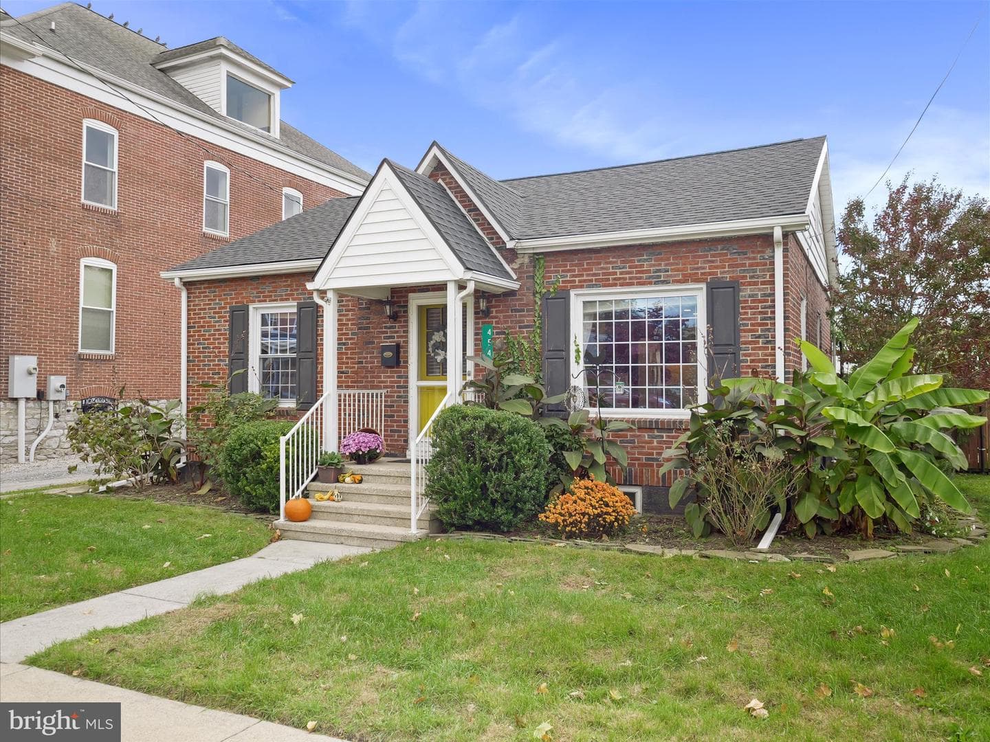 454 East King Street photo 3