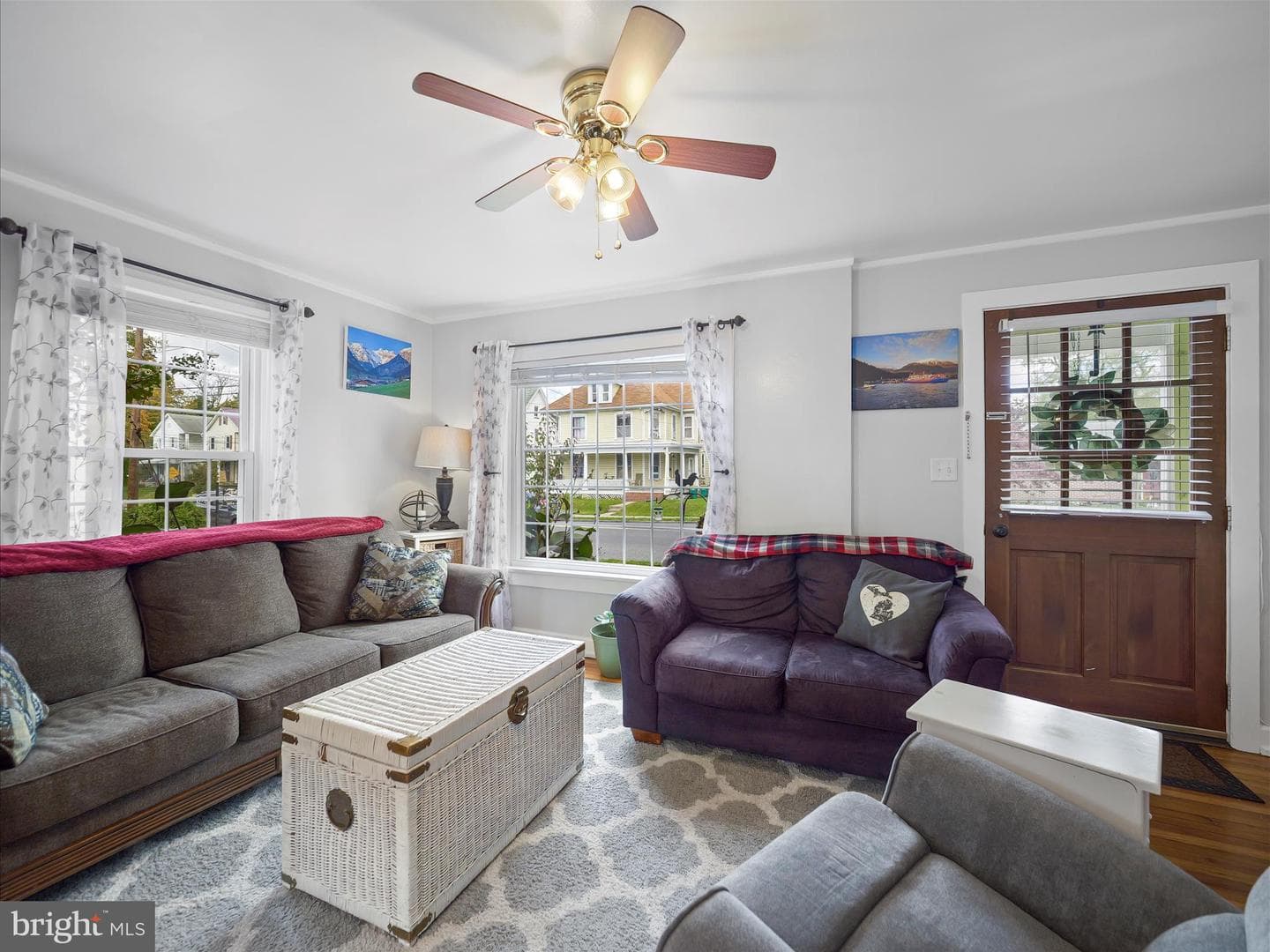 454 East King Street photo 4