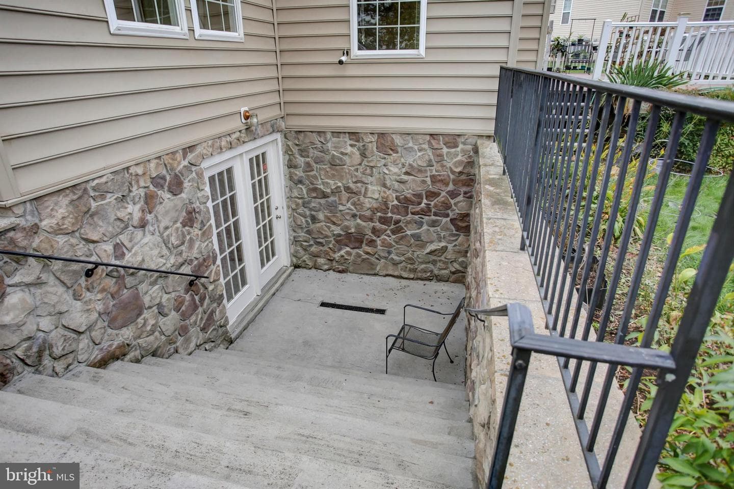 1223 E Pebblebrook Drive photo 70