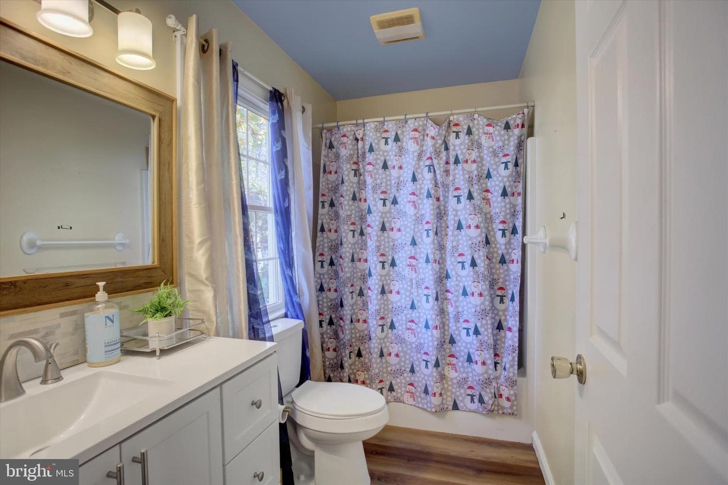 642 Eric Drive photo 28
