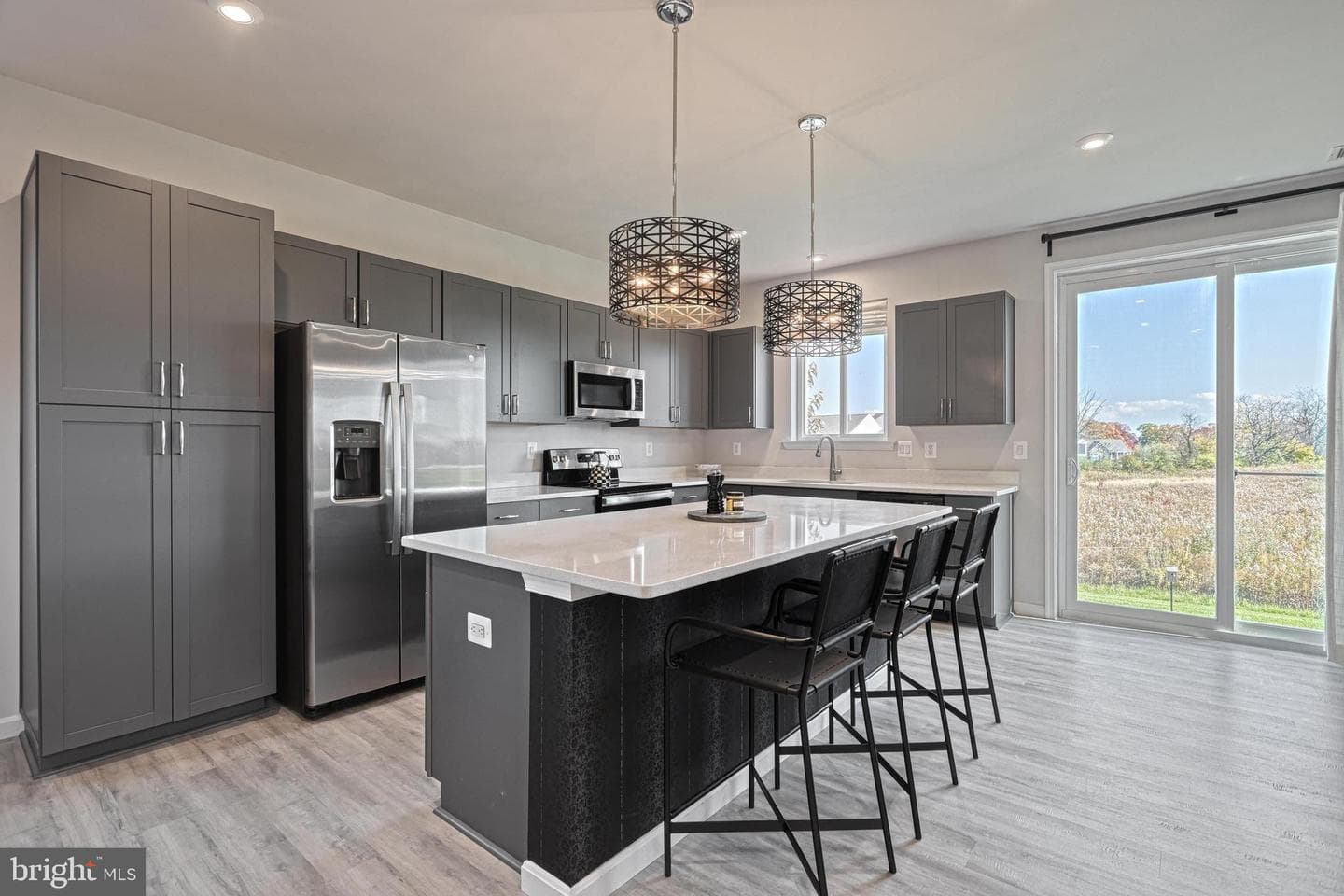 1555 Finch Drive photo 10