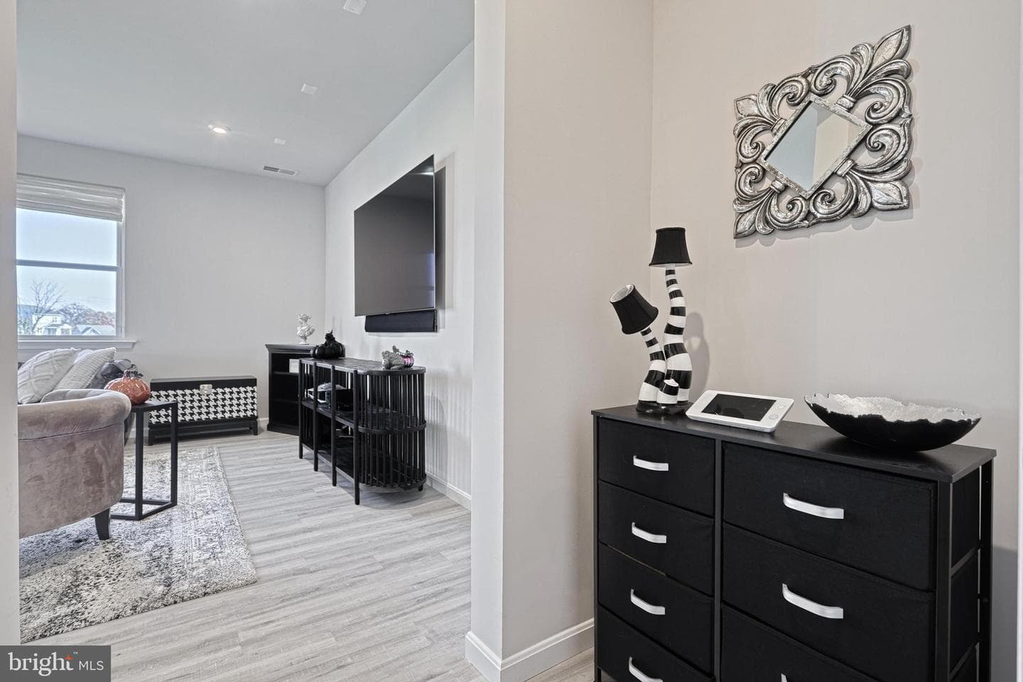 1555 Finch Drive photo 18
