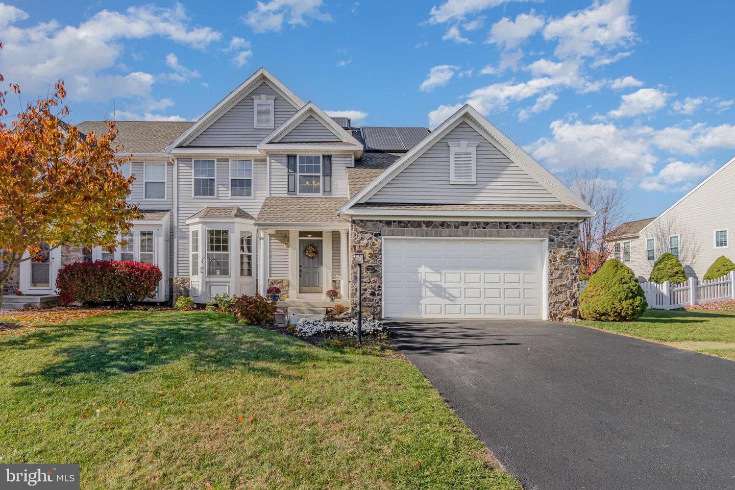 3056 Sundown Drive photo 2