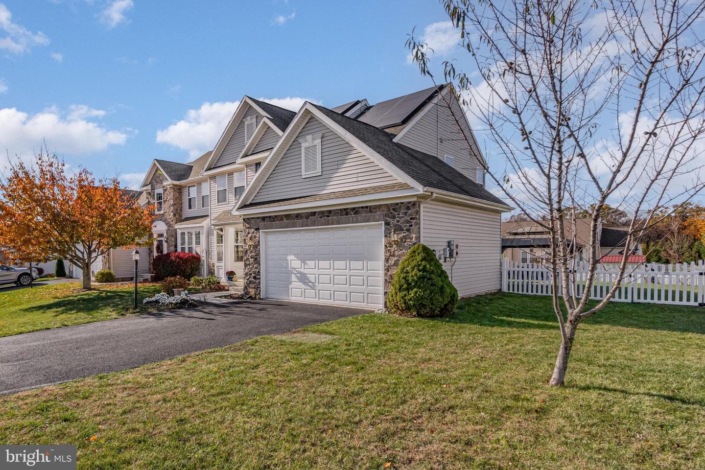 3056 Sundown Drive photo 3