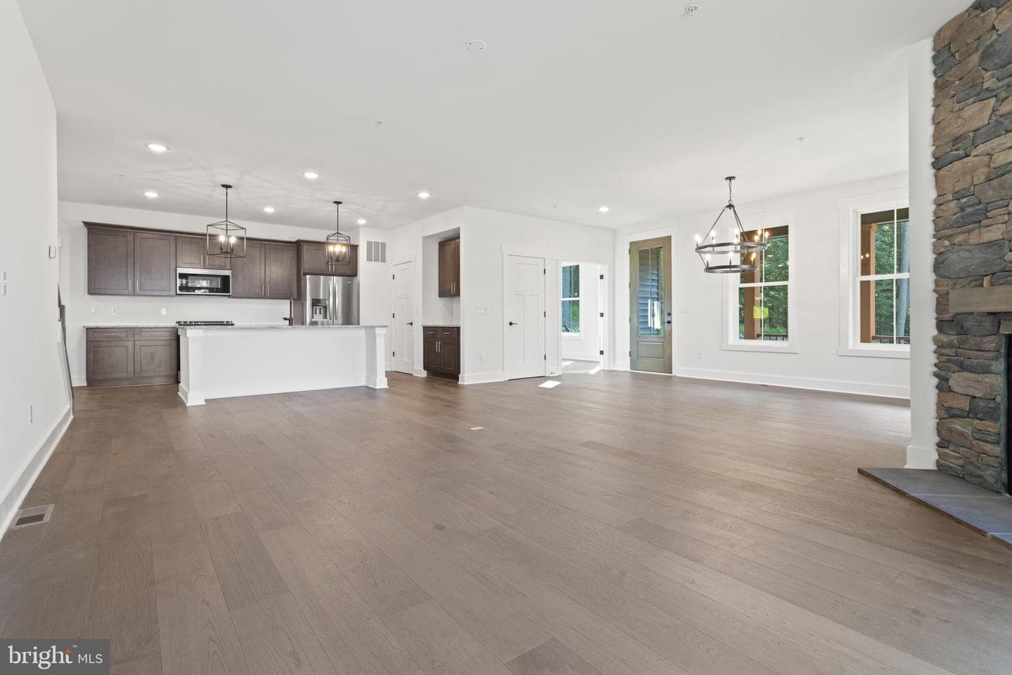 1401 Shannon Drive S photo 13