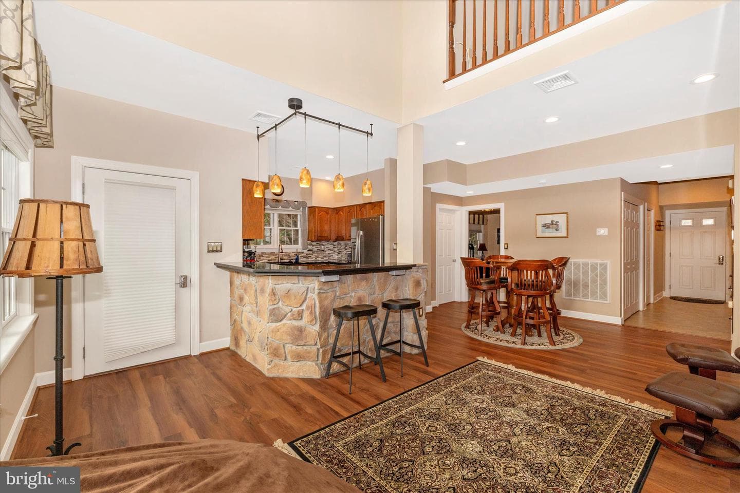 13856 Pond View Lane photo 15