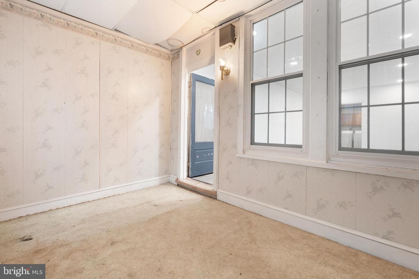 3876 Lincoln Street photo 10