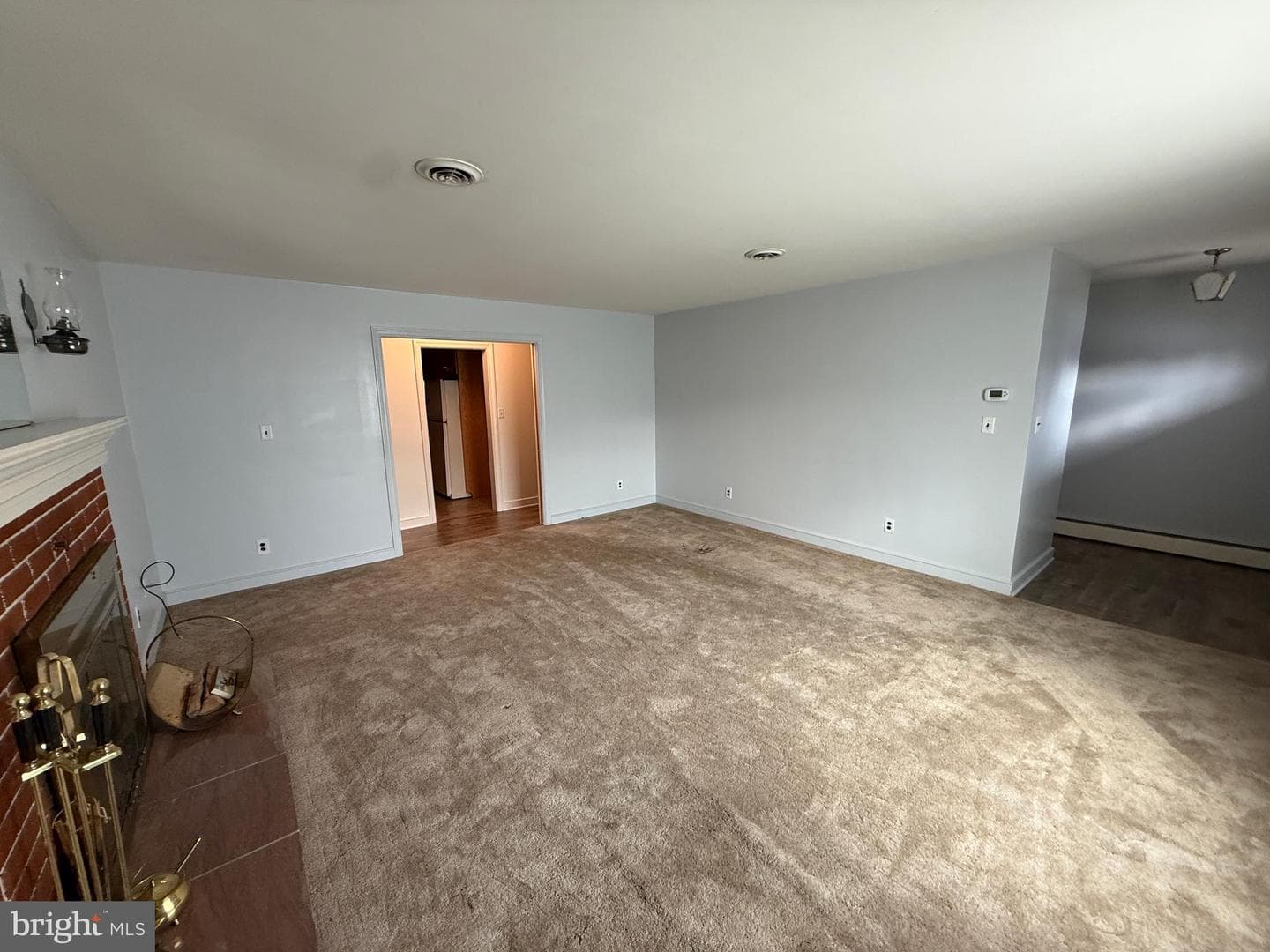 300 N Franklin Street photo 14