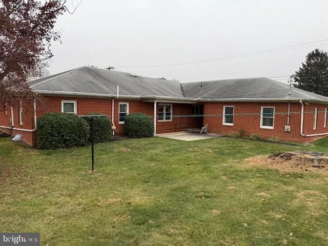 300 N Franklin Street photo 2