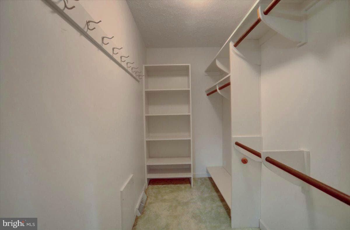 1015 Buchanan Trail East photo 42