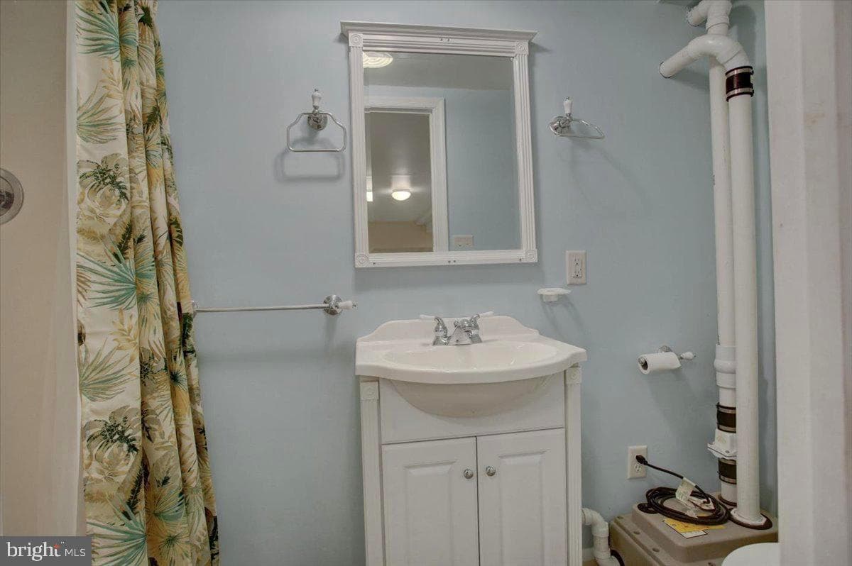 1015 Buchanan Trail East photo 60