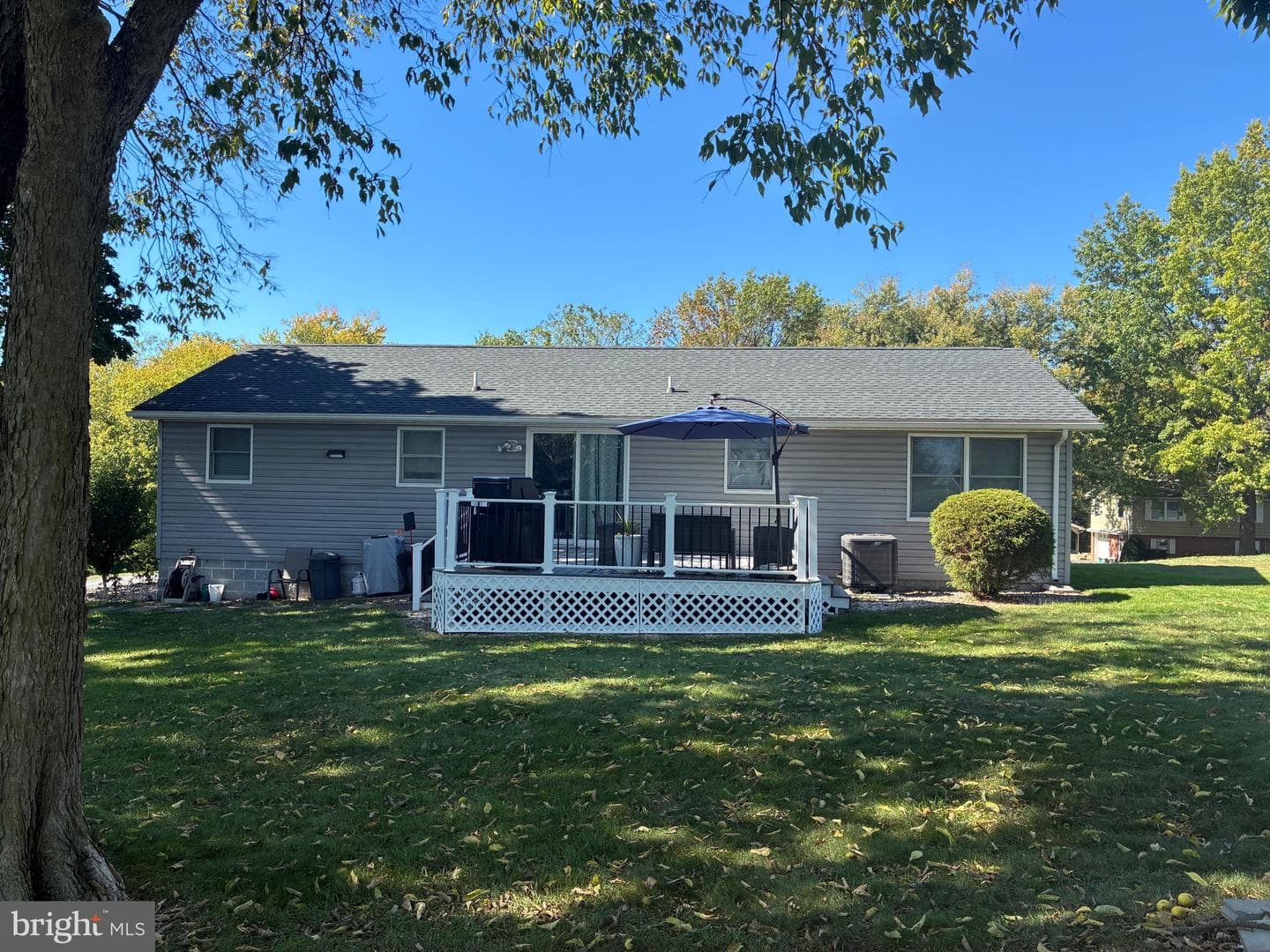 11890 Village Heights Drive photo 5