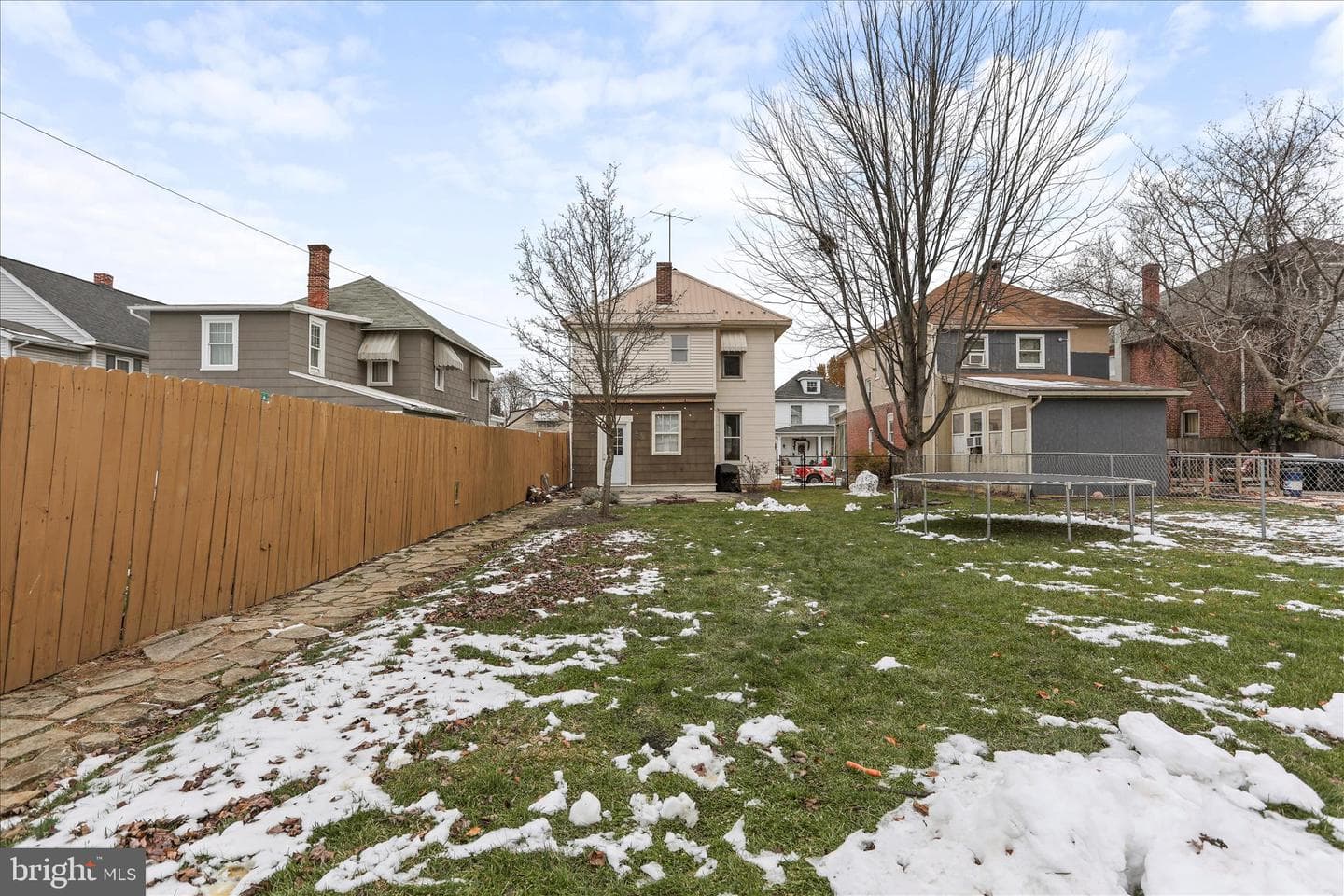 542 E Liberty Street photo 35