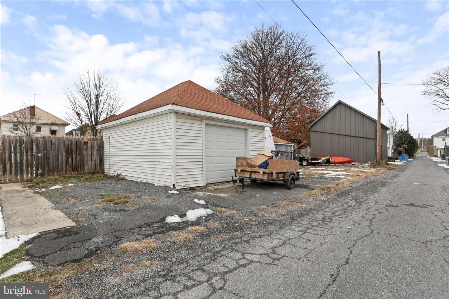 542 E Liberty Street photo 37