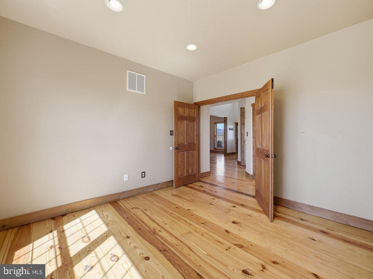 9763 Blue Spring Road photo 15