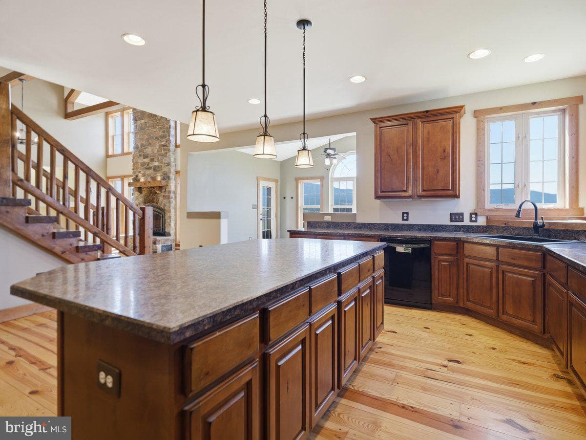 9763 Blue Spring Road photo 24