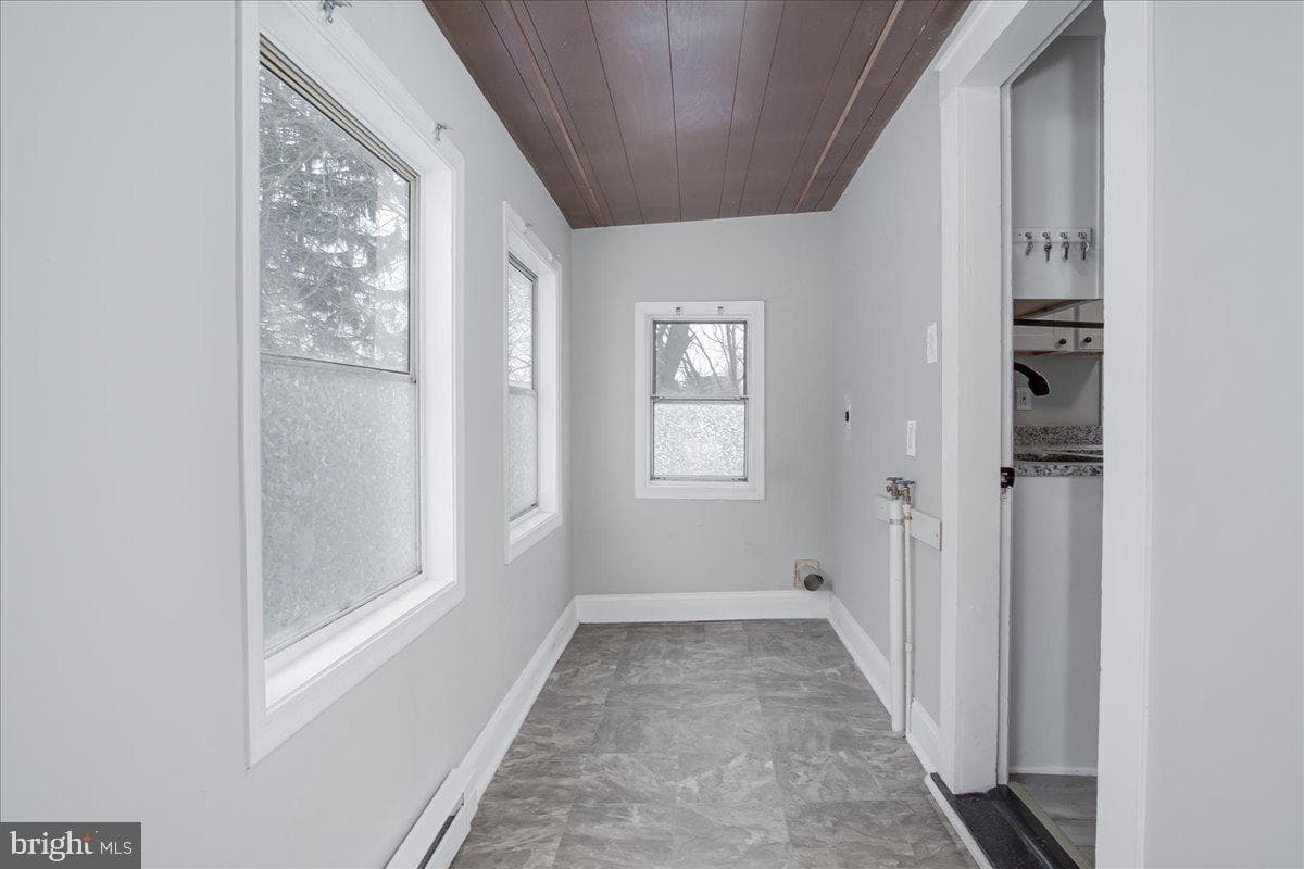 214 Mount Airy Avenue photo 14