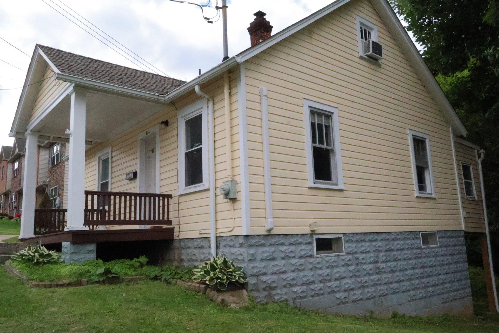 214 Mount Airy Avenue photo 17