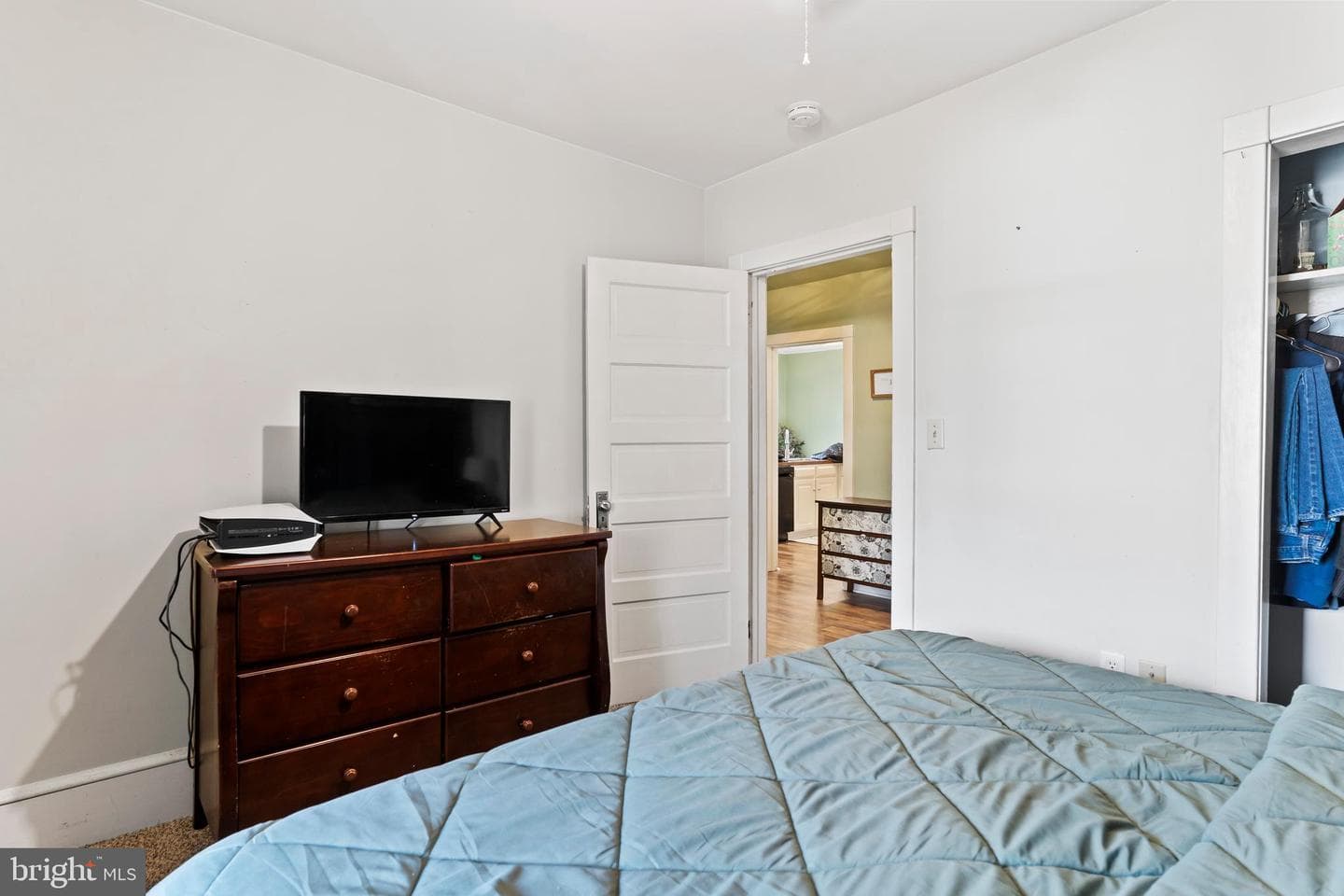 1447 Scotland Avenue photo 16