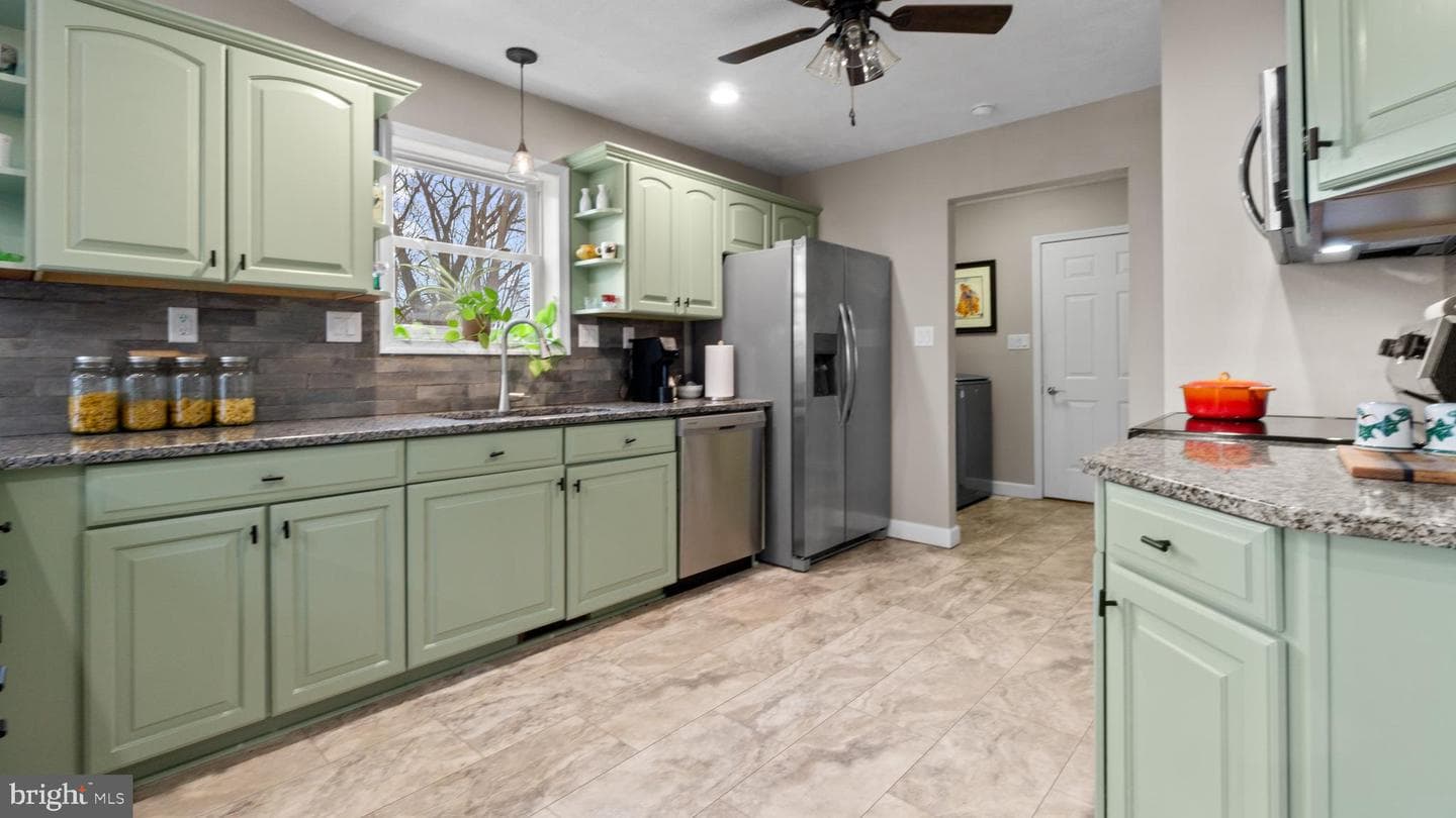 1065 Kunkle Drive photo 3