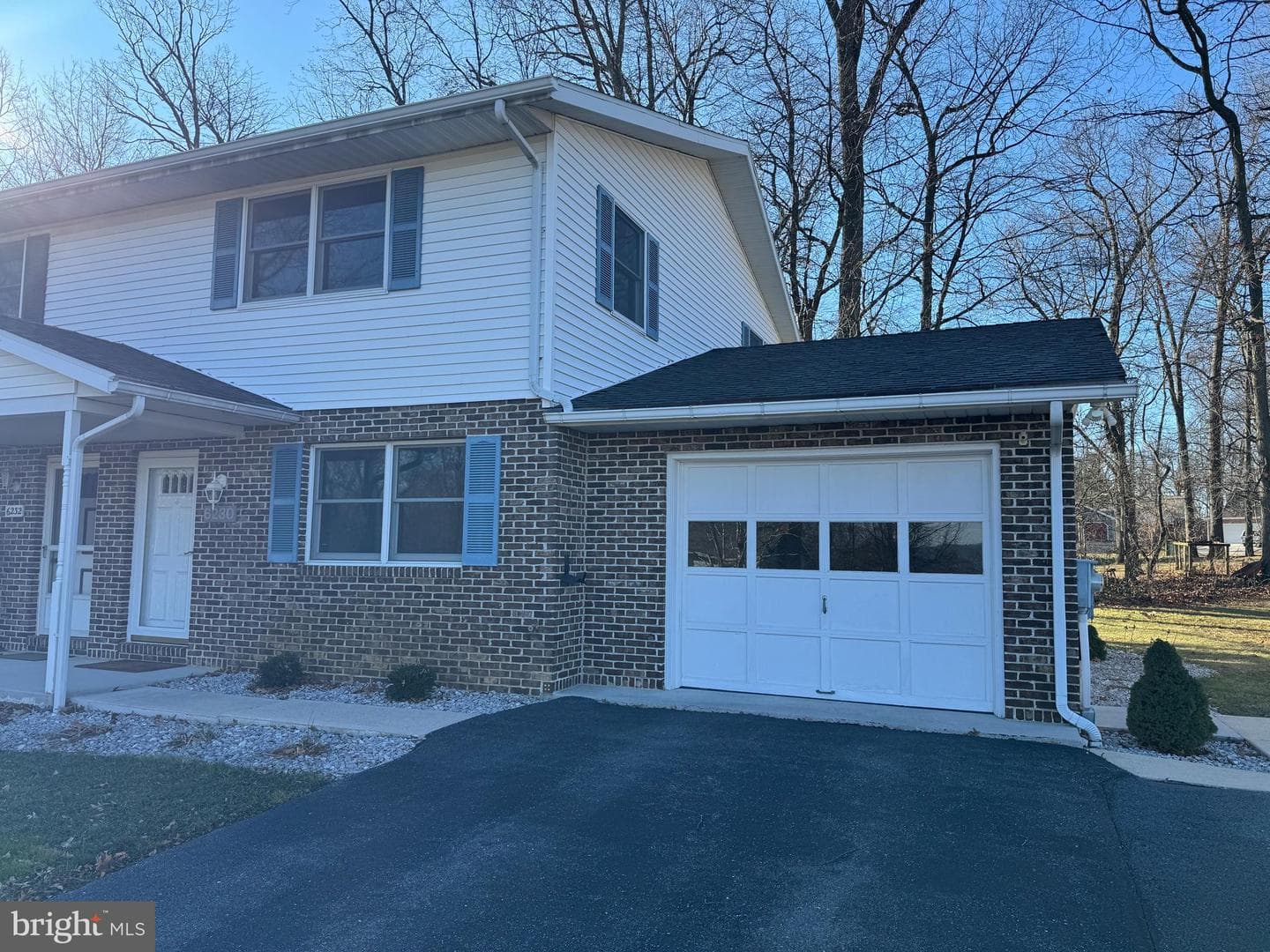 6230 Greenbriar Terrace photo 1
