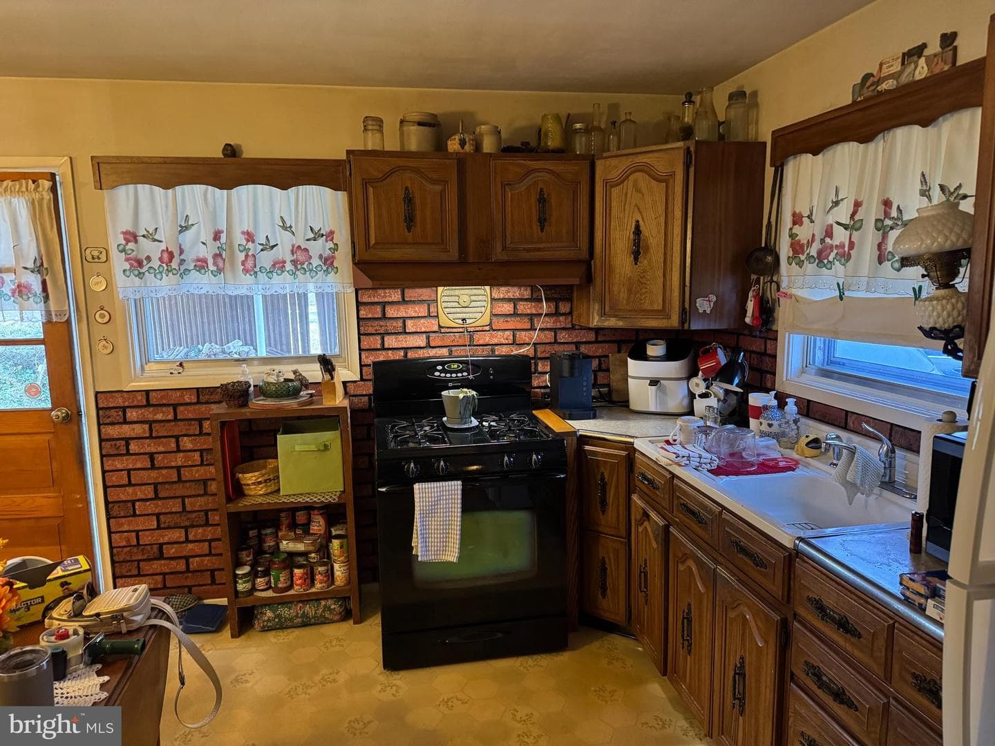 102 Lincoln Drive photo 11