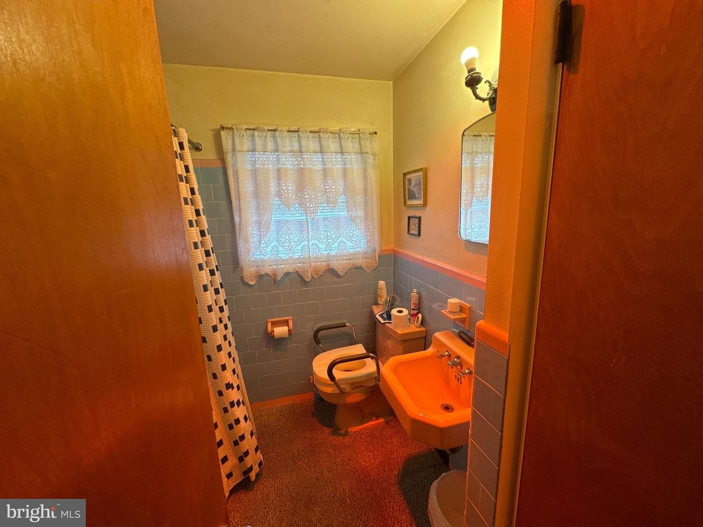 102 Lincoln Drive photo 19