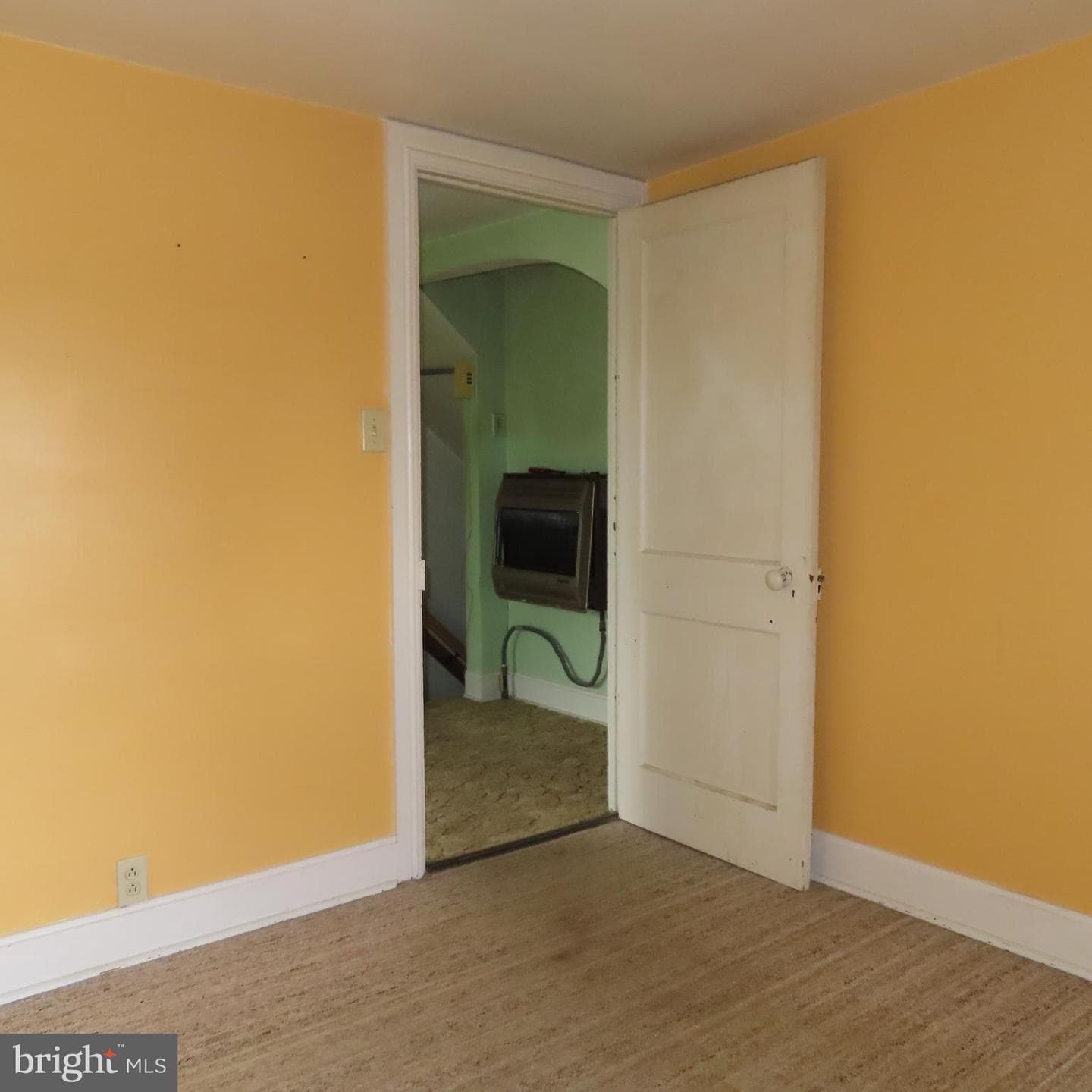 151 N Church Lane photo 36