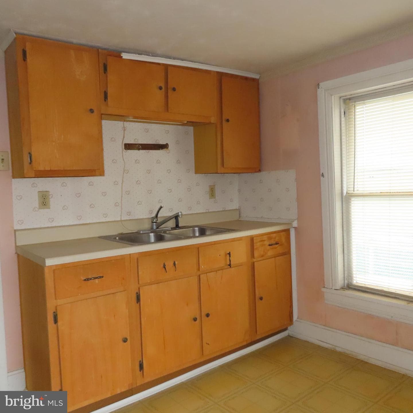 151 N Church Lane photo 38