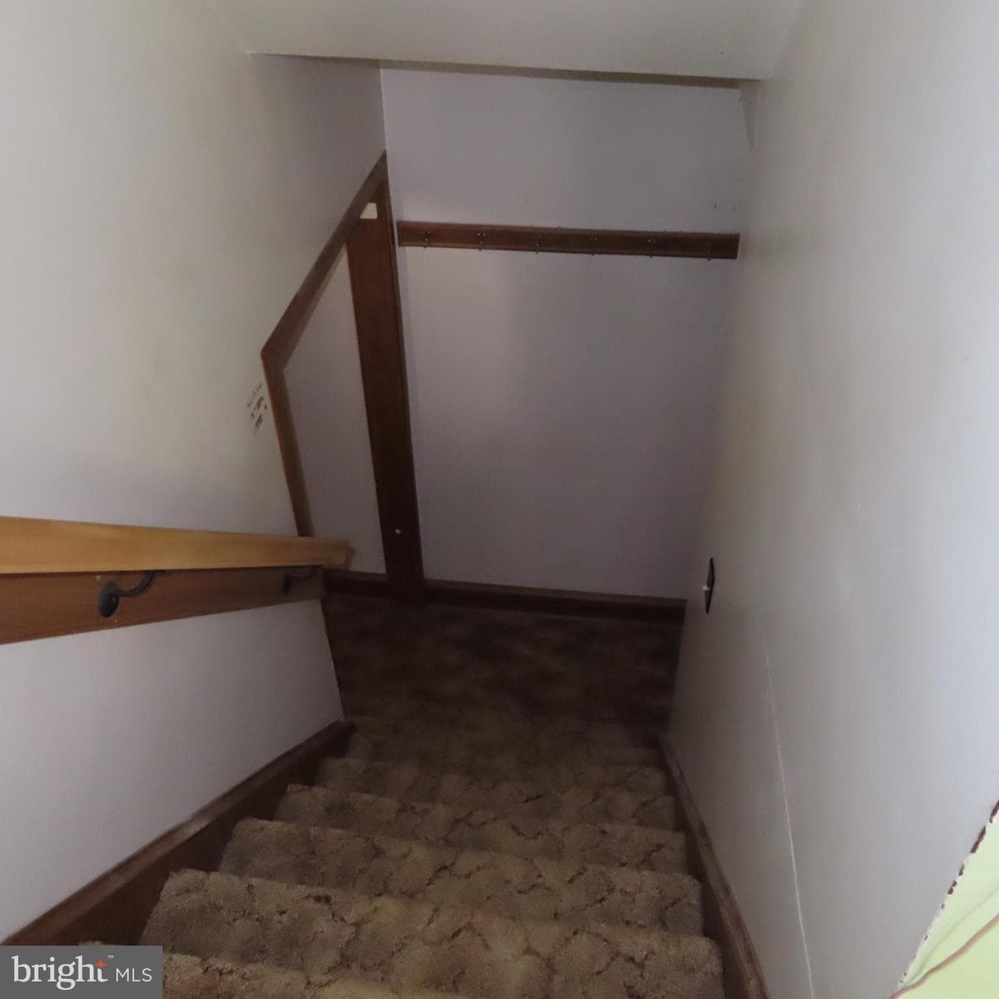 151 N Church Lane photo 43