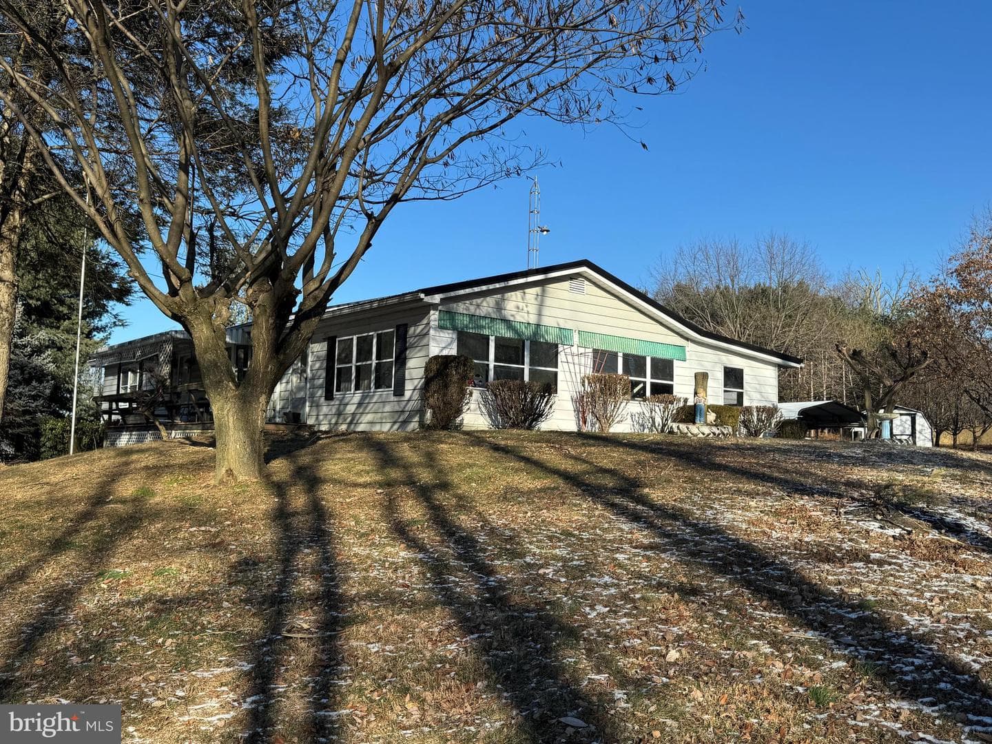 1354 Mt Pleasant Road photo 2