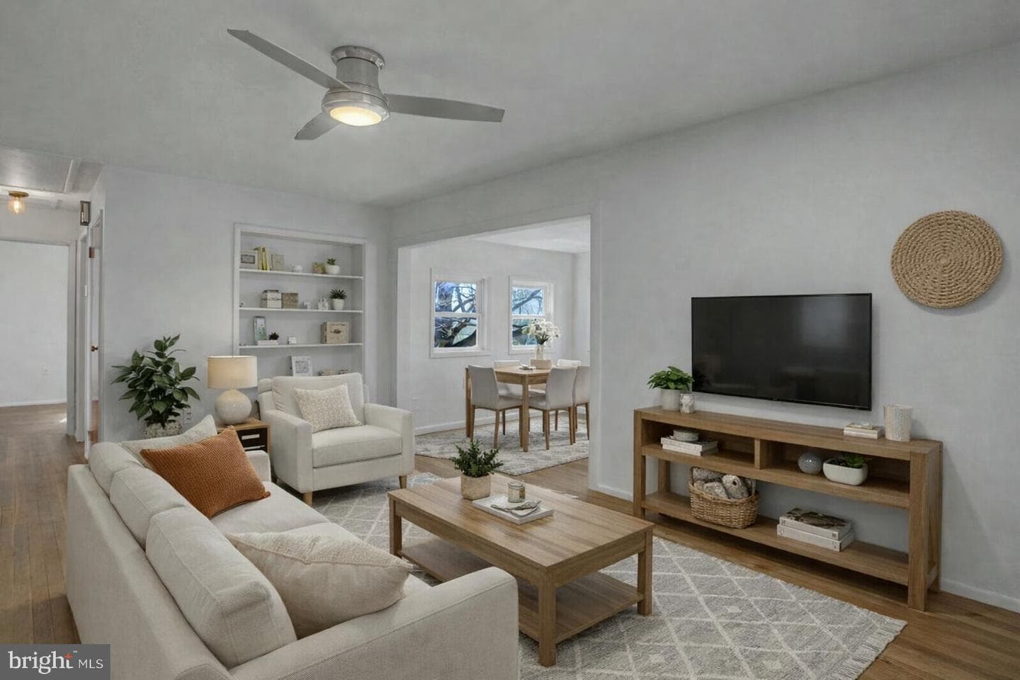123 Lincoln Drive photo 11