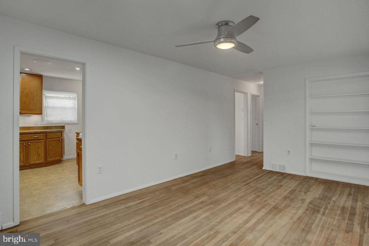 123 Lincoln Drive photo 13