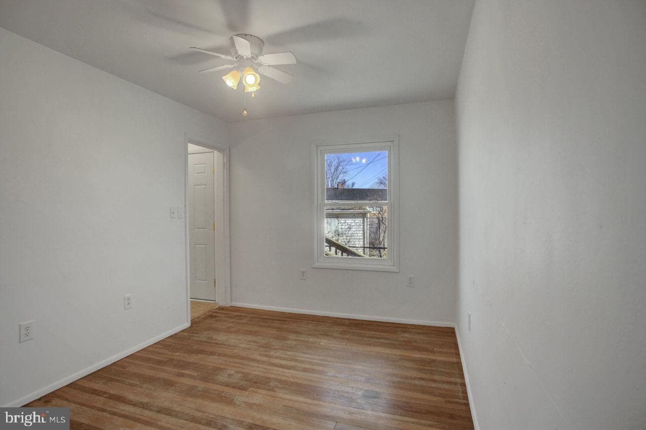 123 Lincoln Drive photo 20