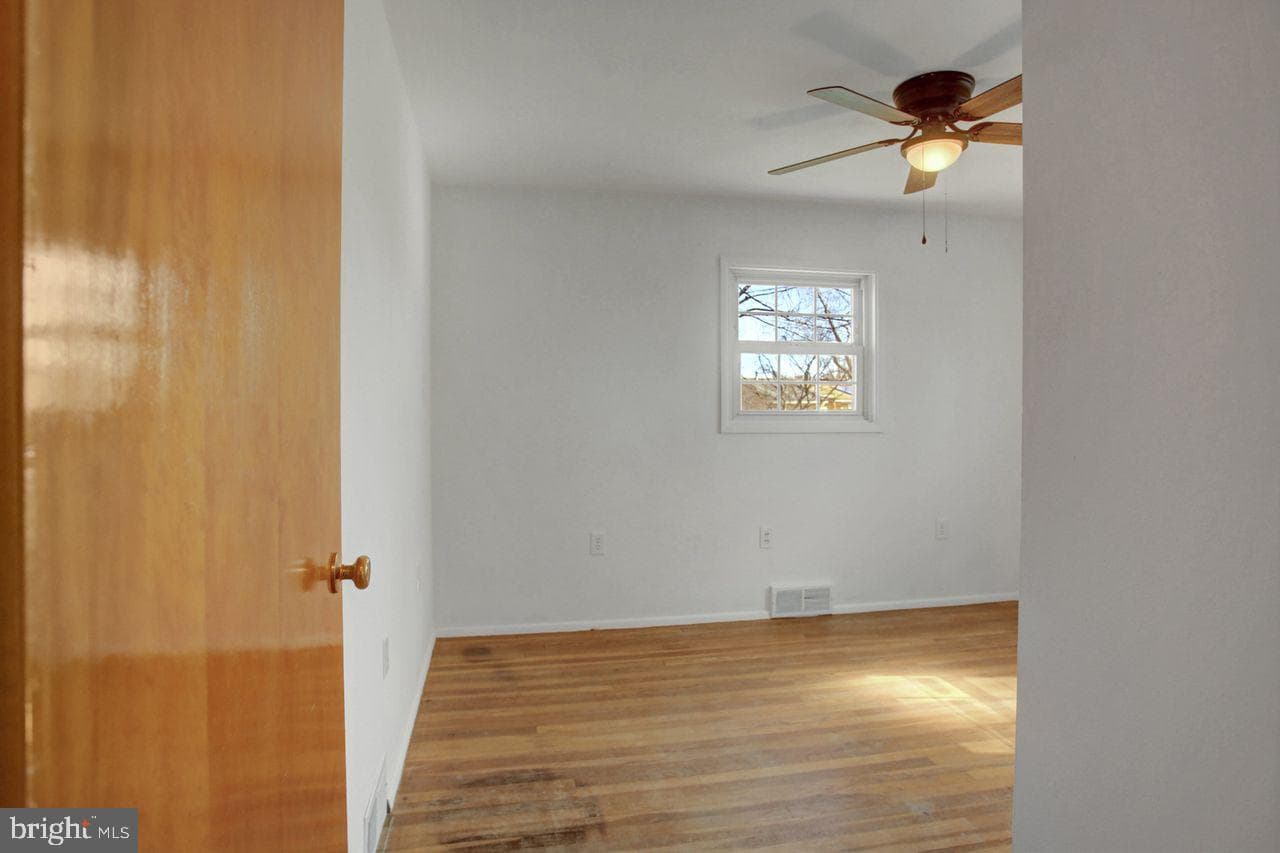 123 Lincoln Drive photo 26