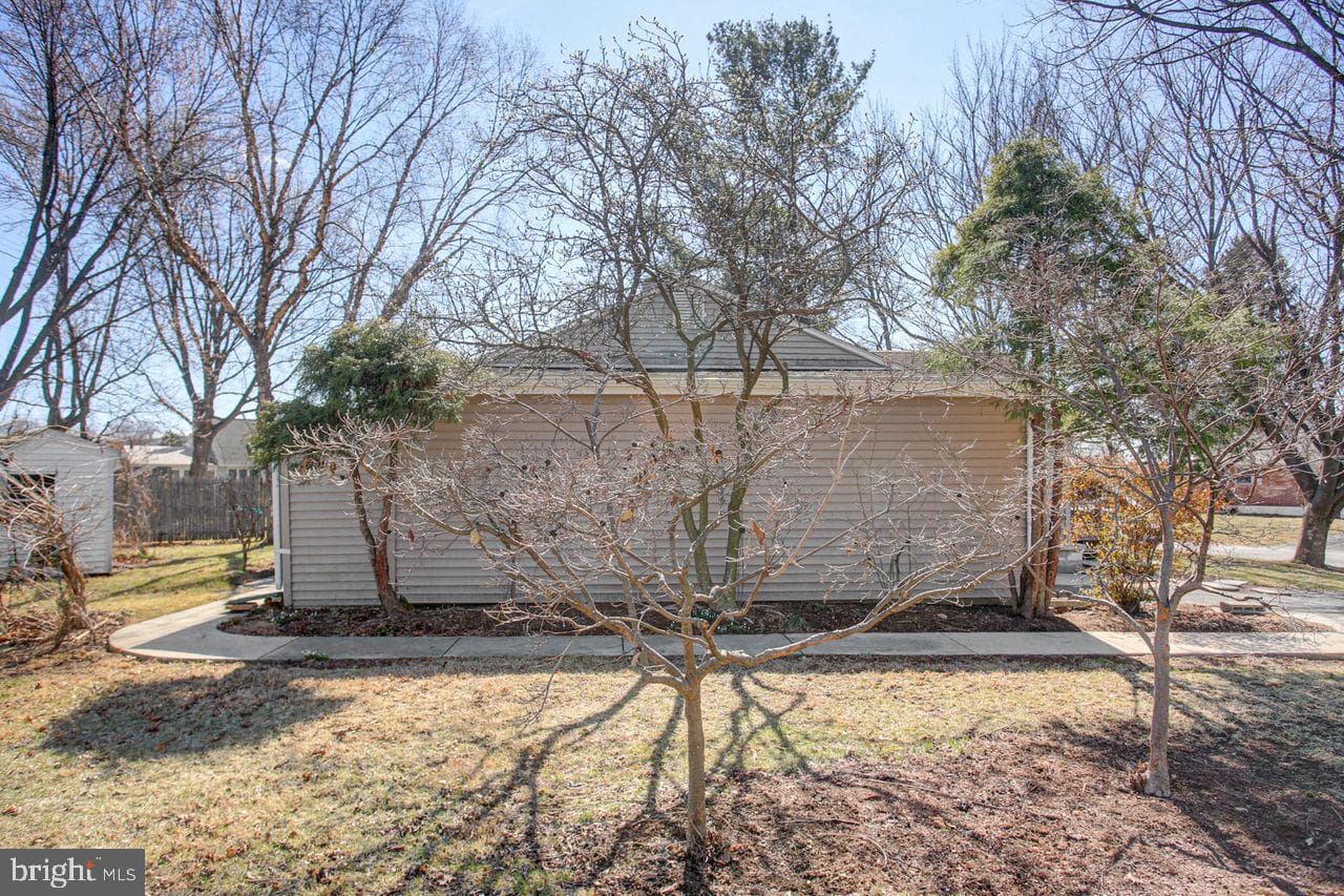 123 Lincoln Drive photo 38