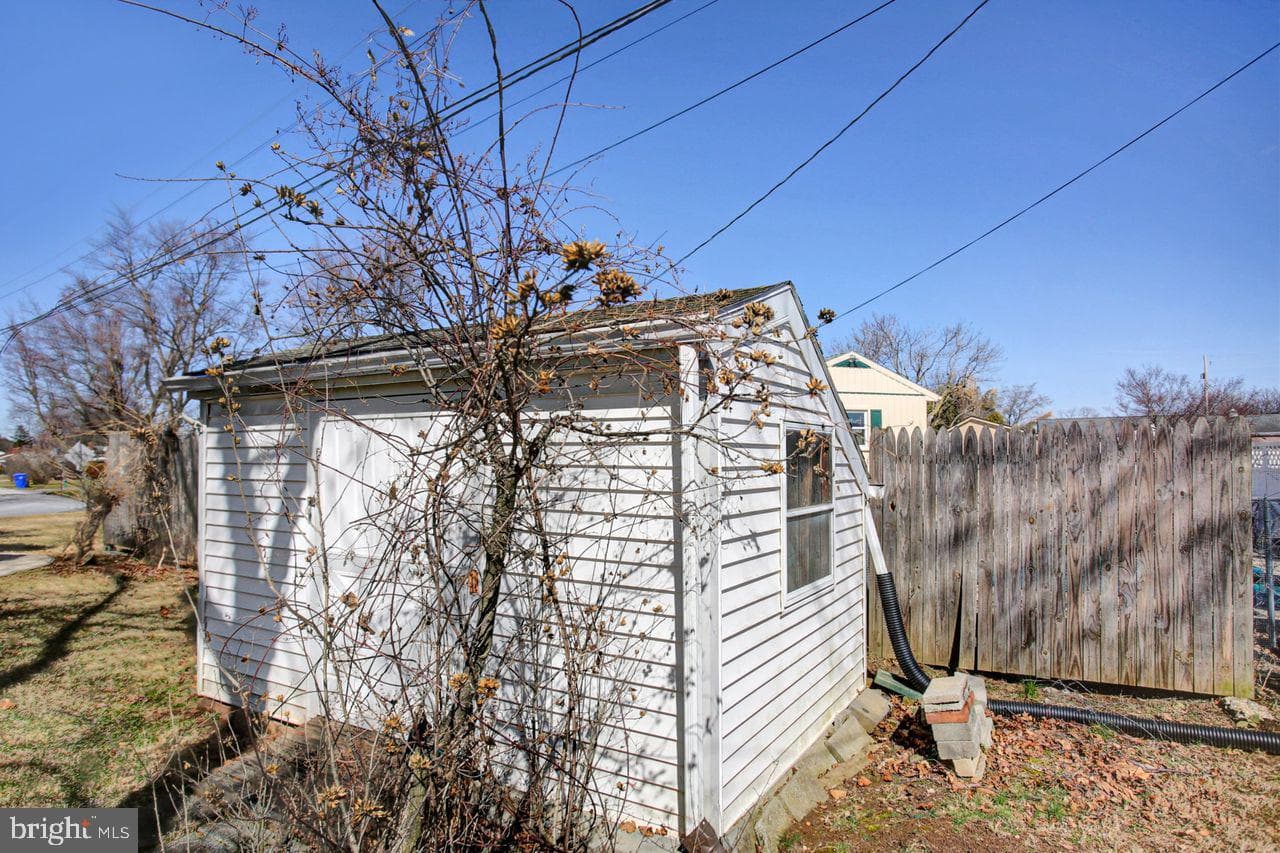 123 Lincoln Drive photo 41