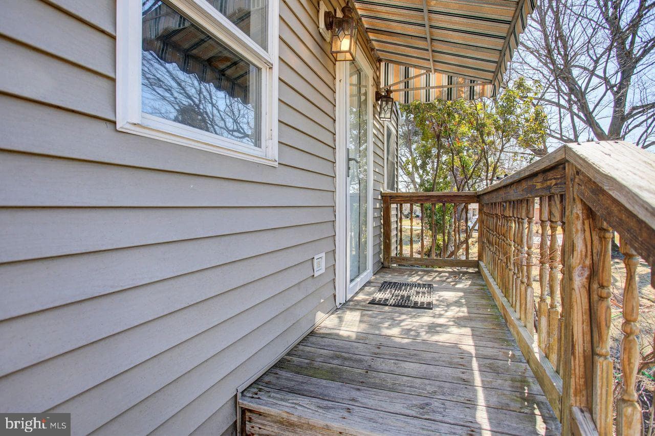 123 Lincoln Drive photo 5