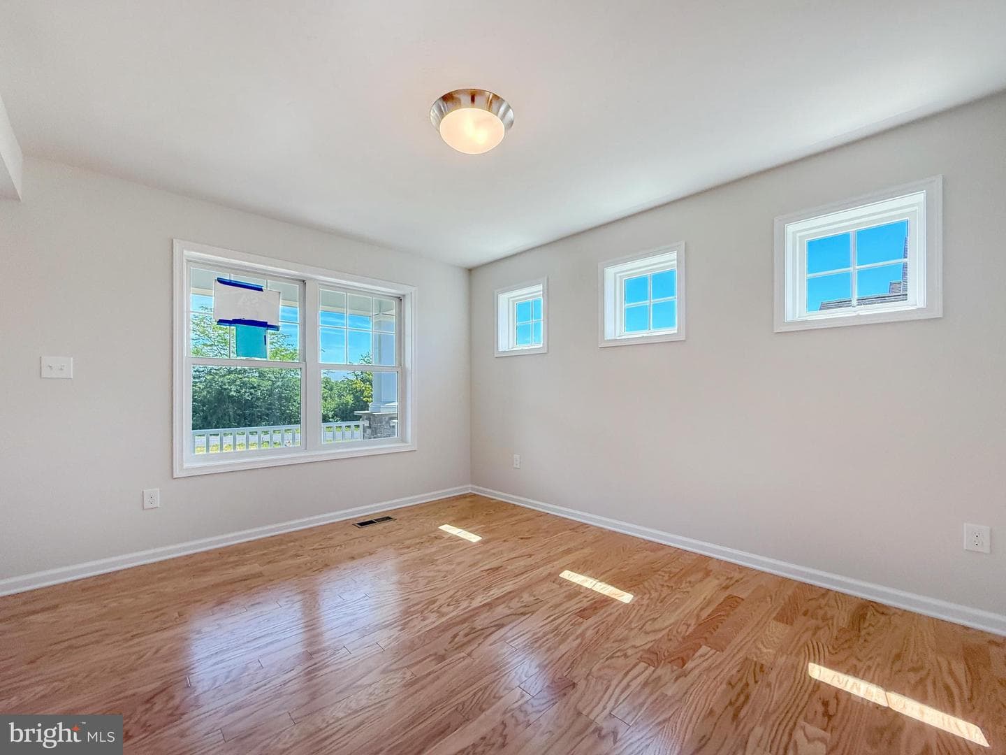 9000 Spring Bloom Ct photo 10