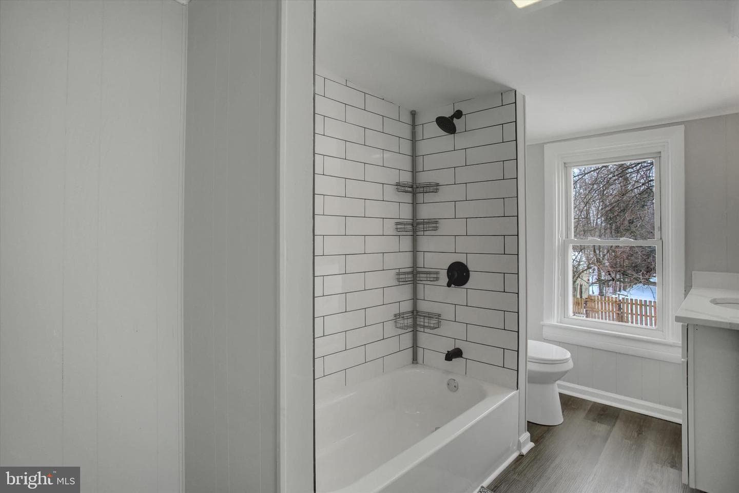 828 Broad Street photo 22