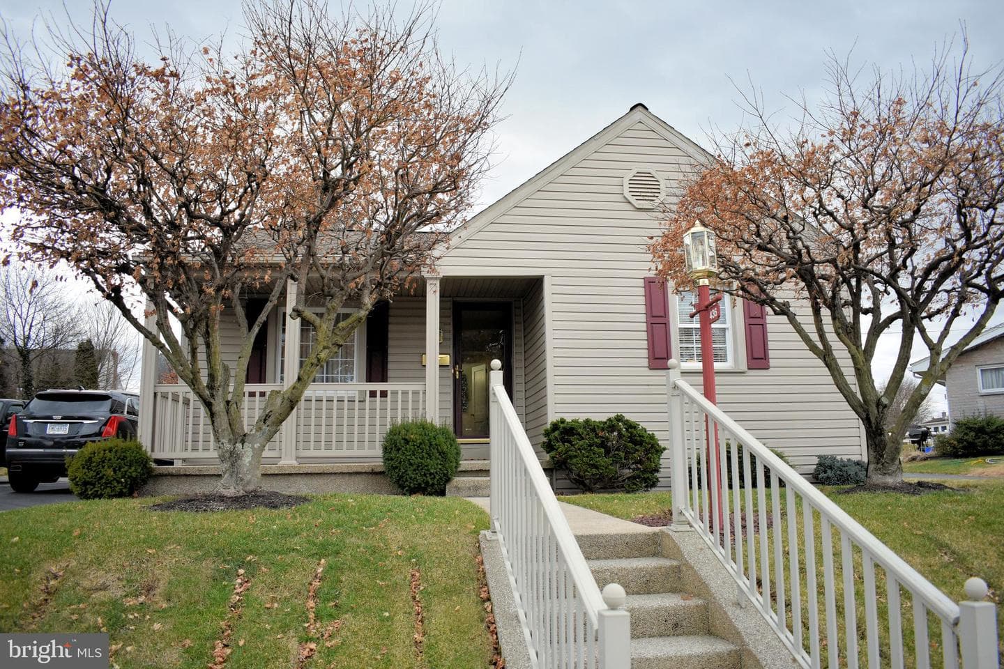 436 Grandview Avenue photo 3
