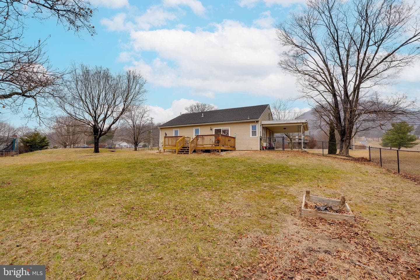 10808 Lincoln Way W photo 39