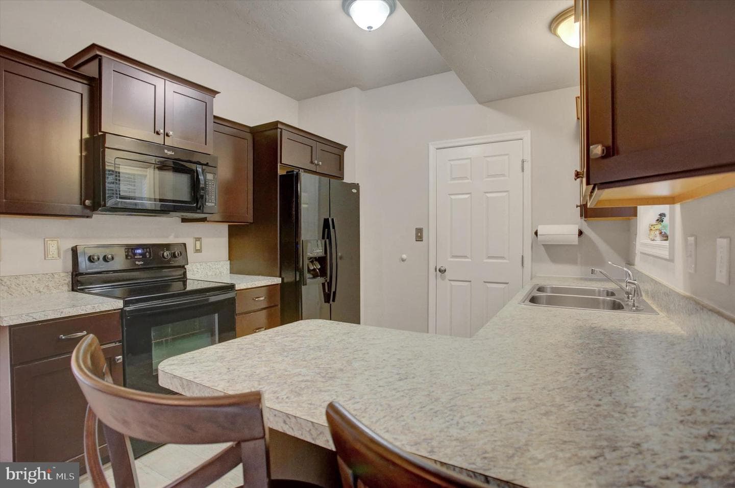 3552 Mountain Shadow Garth photo 16