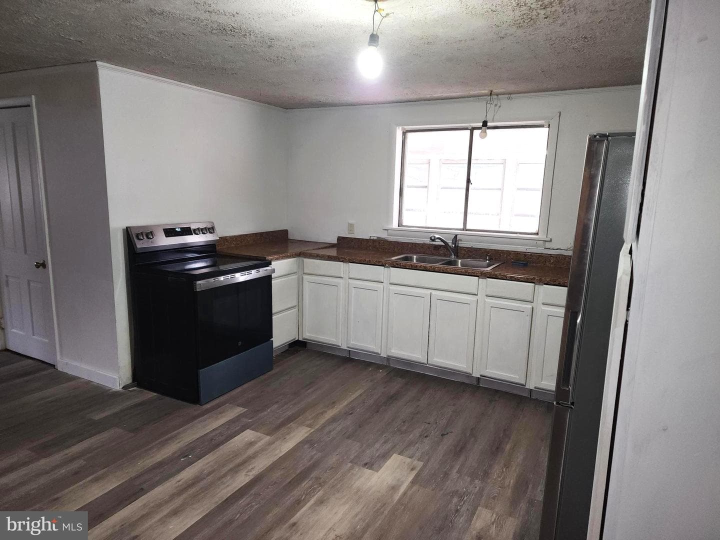 15689 Ridge Road photo 15