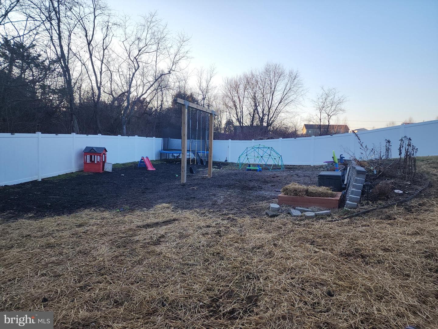 3683 Percy Avenue photo 54