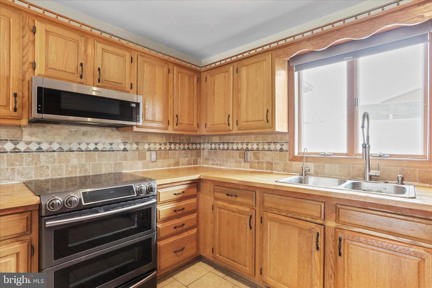47 Emerald Drive photo 15