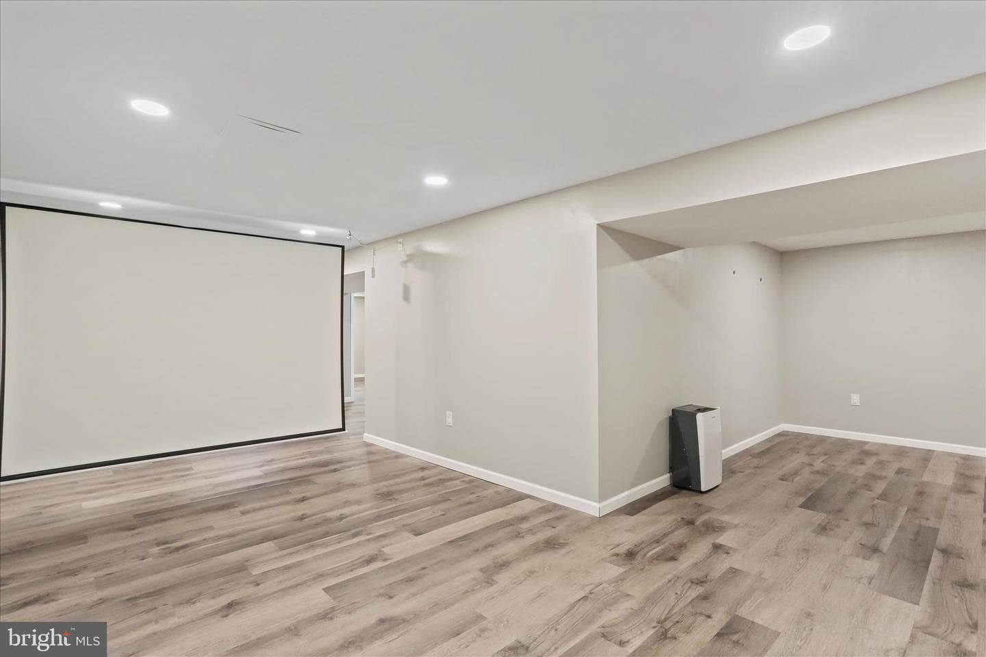 47 Emerald Drive photo 36